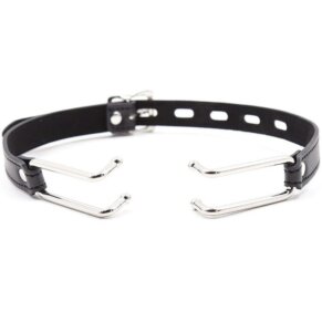 Ohmama Fetish Mordaza Piel Con Ganchos Metalicos 8435565933364